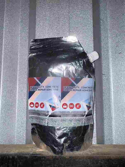 Heavy-Duty Concrete Crack Repair Adhesive 100 gm